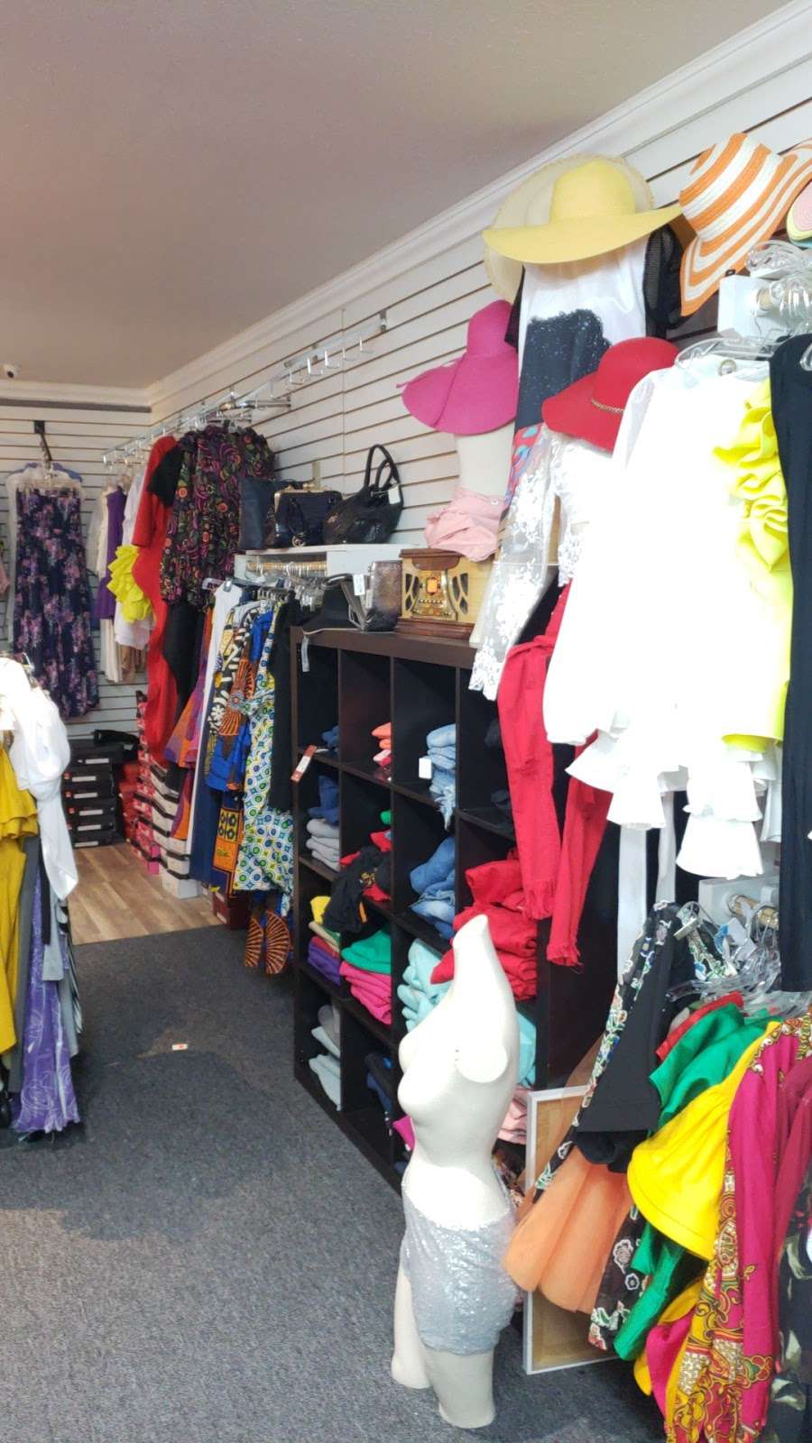 Double Take Fashions Studio | 7628 Magna St, Houston, TX 77093, USA | Phone: (832) 643-1486