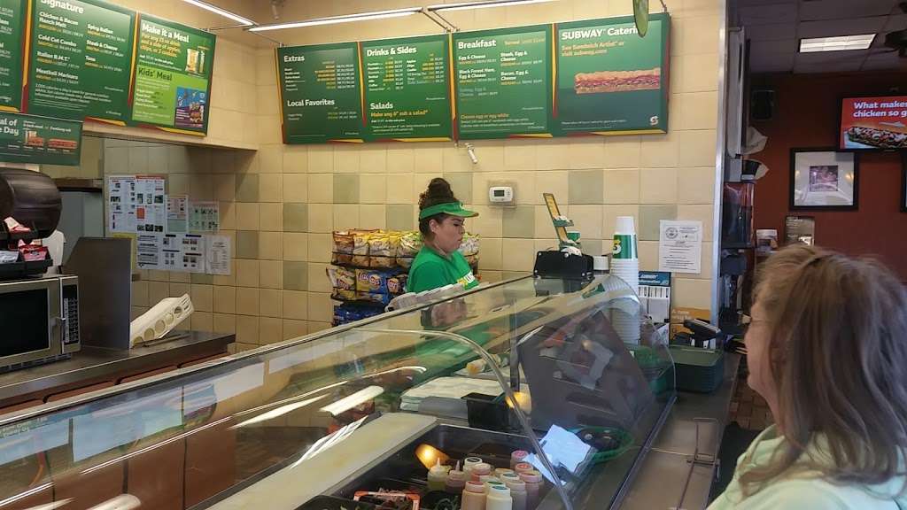 Subway Restaurants | 509 E Palmdale Blvd A, Palmdale, CA 93550, USA | Phone: (661) 947-1410