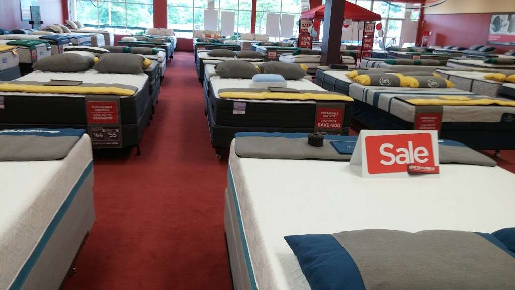 Mattress Firm Newtown | 228 S Main St Unit 230, Newtown, CT 06470, USA | Phone: (203) 426-9238