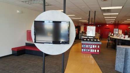 Verizon Authorized Retailer, TCC | 122 W Veterans Pkwy, Yorkville, IL 60560, USA | Phone: (630) 882-8648