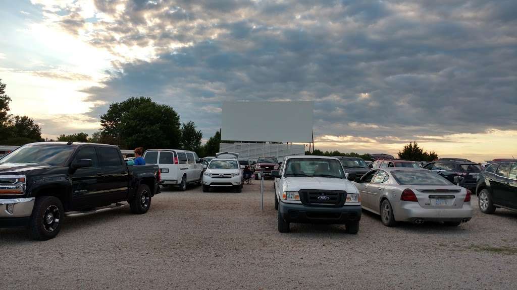 Midway Drive-in Theater | 29505 W 327th St, Paola, KS 66071 | Phone: (913) 755-2325