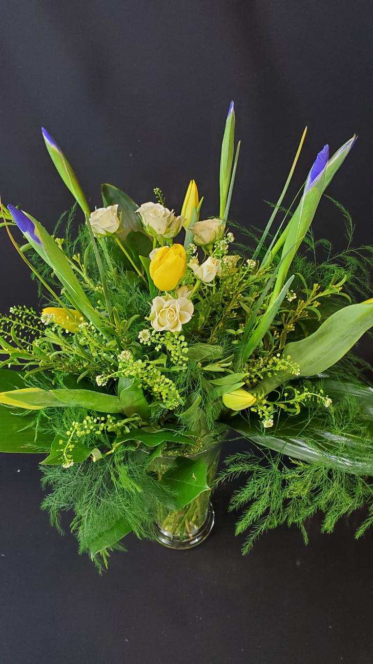 Flowers By Myra | 17725 10th Ave N, Plymouth, MN 55447, USA | Phone: (612) 728-0399