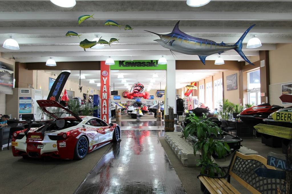 Jet Ski of Miami & Fishermans Boat Group | 3800 NW 27th Ave, Miami, FL 33142 | Phone: (305) 600-3881