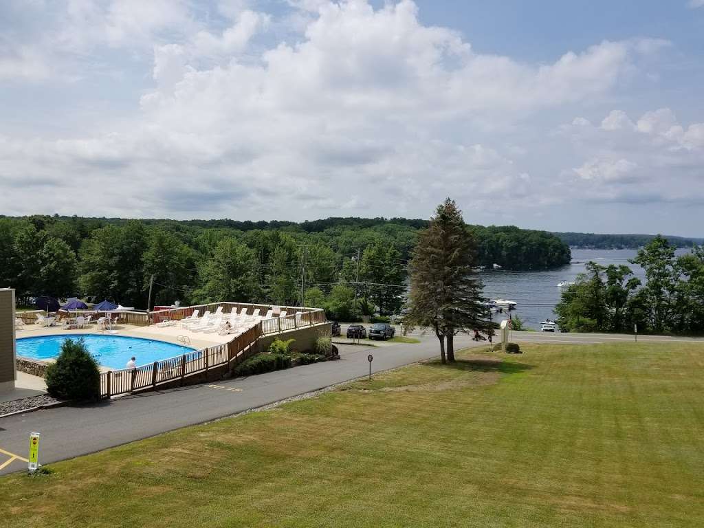 Forest Hill | 9 Crest Dr, Hawley, PA 18428, USA | Phone: (570) 226-2115