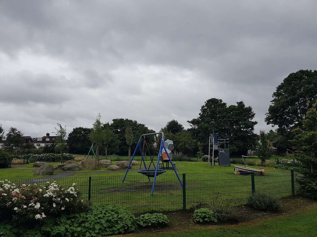 Trinity Way Open Space | London W3 7HP, UK