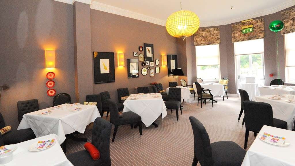 The Fairmile Restaurant | Willicombe Park, Royal Tunbridge Wells TN2 3UU, UK | Phone: 01892 616768