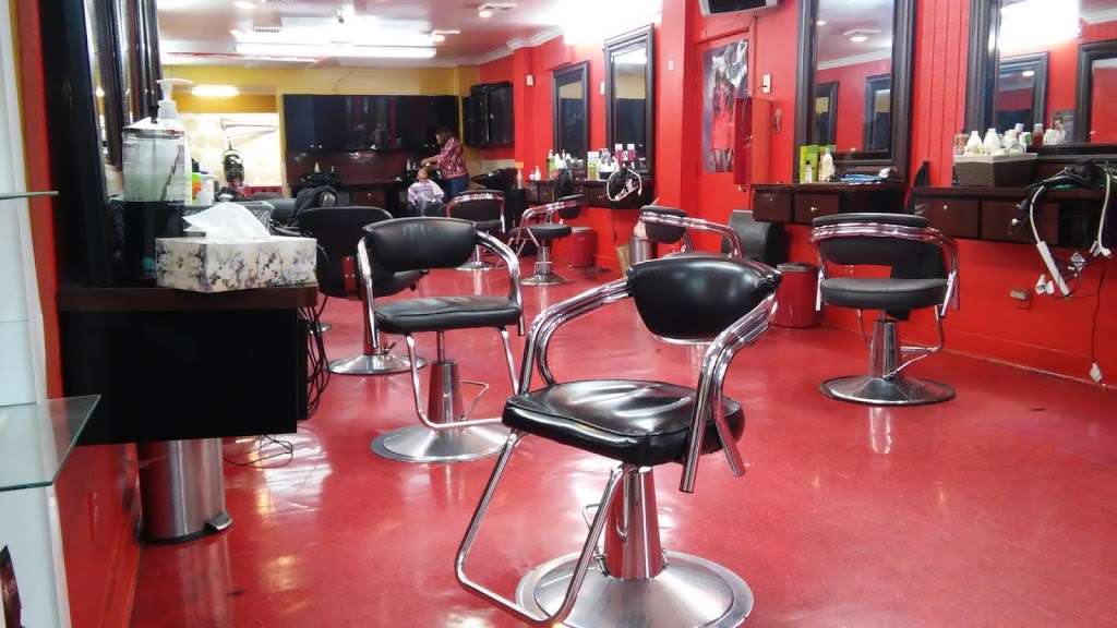 Dominican Beauty Salon | 716 W Lehigh Ave, Philadelphia, PA 19133, USA | Phone: (215) 229-1966