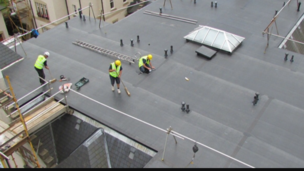 Roofers Of London | Suite Z, 18-36 Wellington Street, London, England, SE18 6PF, 2 ground floor block, 18-36 Wellington St, Woolwich, London SE18 6PF, UK | Phone: 07967 364364