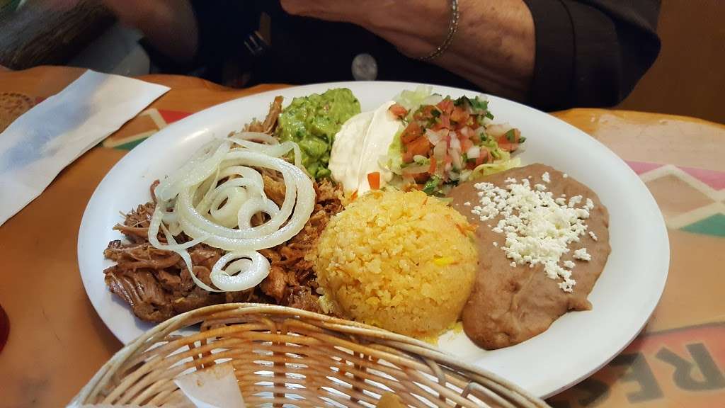 El Tenampa Mexican Restaurant | 4565 W Irlo Bronson Memorial Hwy, Kissimmee, FL 34746, USA | Phone: (407) 397-1981