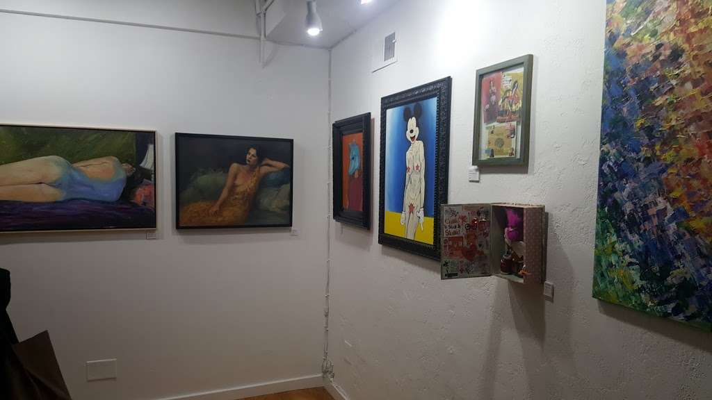 Mama De Luna Studio/Art Gallery | 702 2nd Ave, Crockett, CA 94525