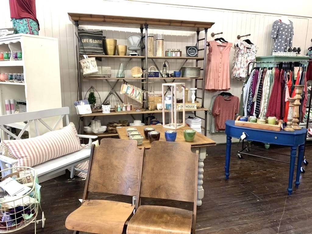 Lylas: Clothing, Decor & More | 1024 E 15th St, Plano, TX 75074, USA | Phone: (214) 907-6239