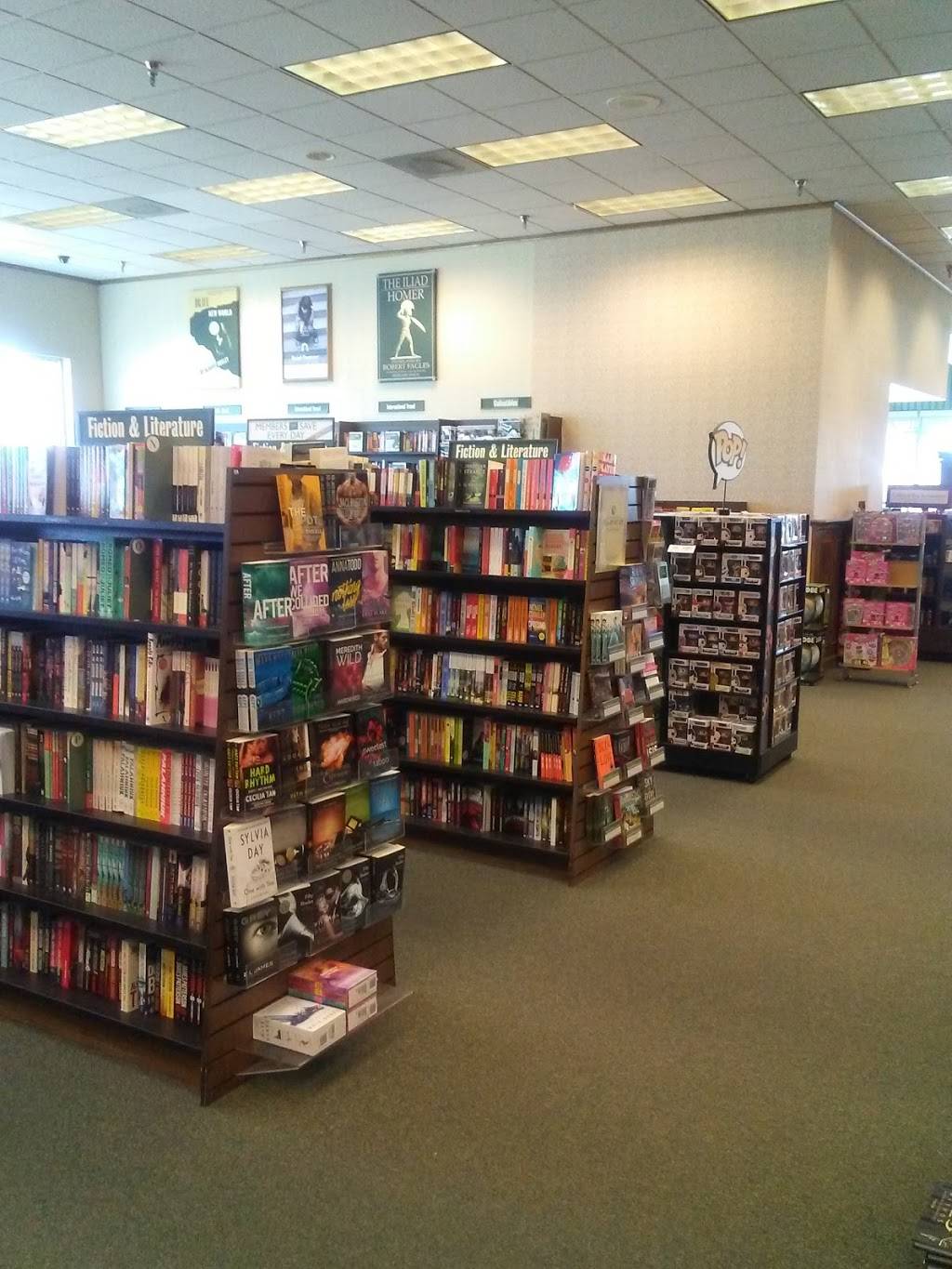 Barnes & Noble | 705 Sunland Park Dr, El Paso, TX 79912, USA | Phone: (915) 581-5353