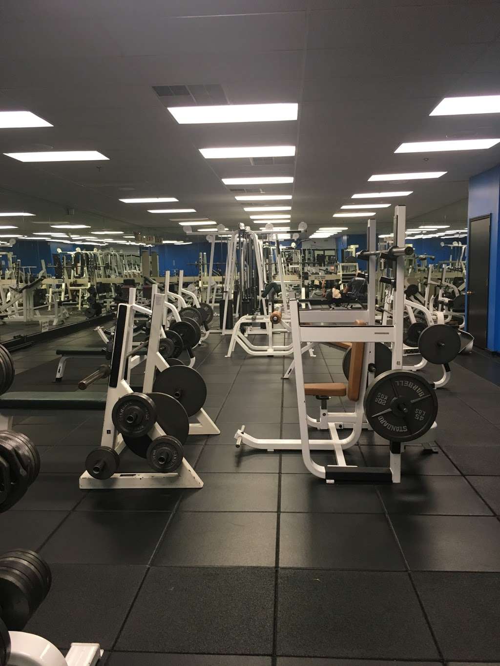 The Office Gym and Fitness Center 24/7 GYM | 4076 Charlotte Hwy, Lake Wylie, SC 29710, USA | Phone: (803) 831-8331