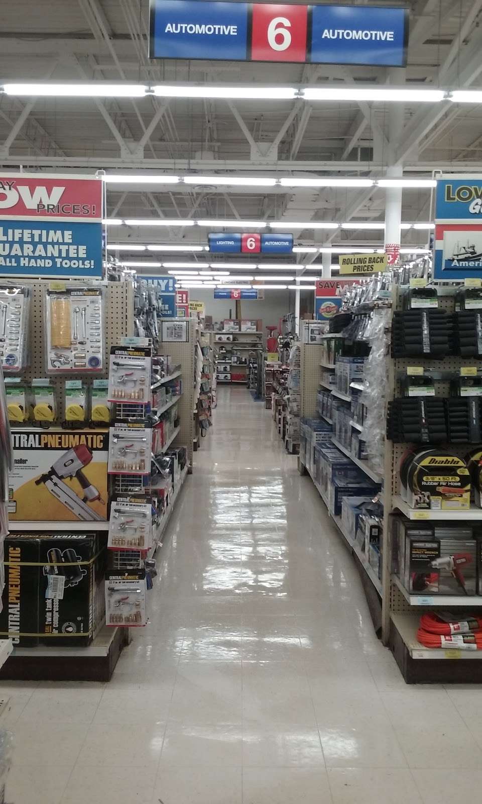 Harbor Freight Tools | 4200 S East St, Indianapolis, IN 46227, USA | Phone: (317) 788-7970