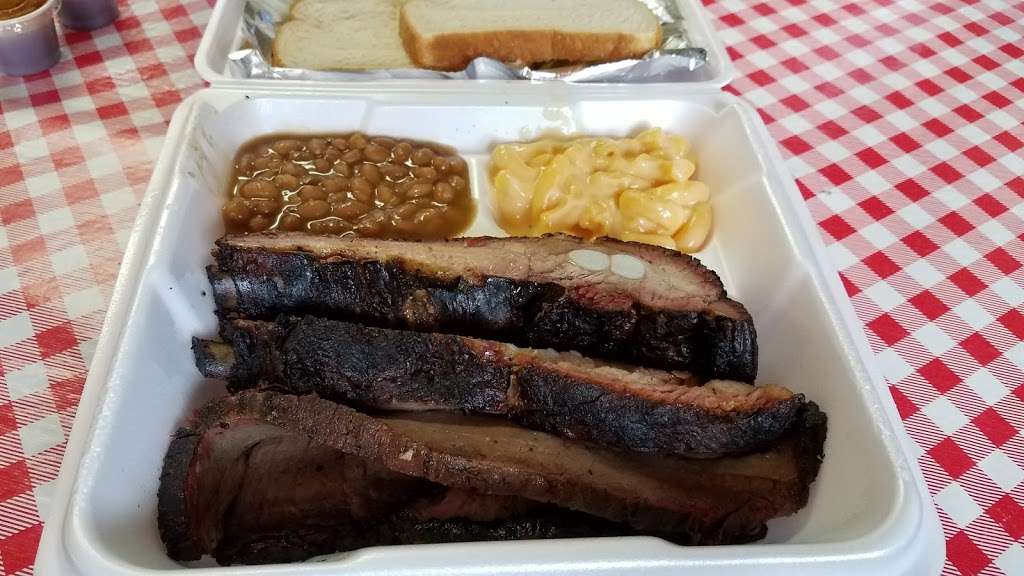 Virgies BBQ | 5535 Gessner Dr, Houston, TX 77041 | Phone: (713) 466-6525