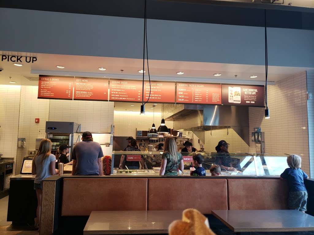 Chipotle Mexican Grill | 10303 Bristow Center Dr, Bristow, VA 20136, USA | Phone: (703) 257-4076