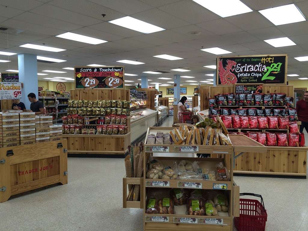 Trader Joes | 735 W State Rte 22, Lake Zurich, IL 60047, USA | Phone: (847) 550-7827