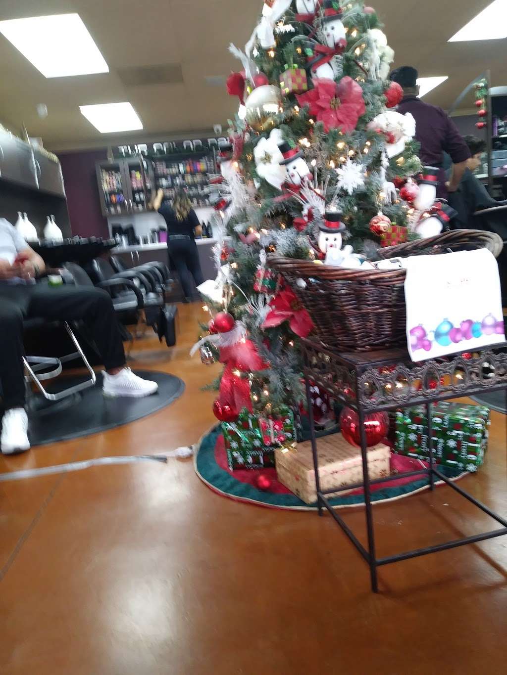 Latinos Hair Salon & Spa | 611 E 18th St, Antioch, CA 94509, USA | Phone: (925) 753-1663