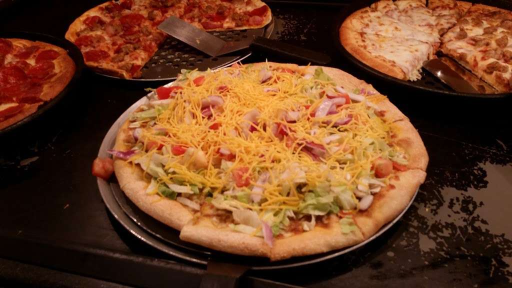 Pizza Hut | 202 W Clay Ave, Plattsburg, MO 64477 | Phone: (816) 539-2234