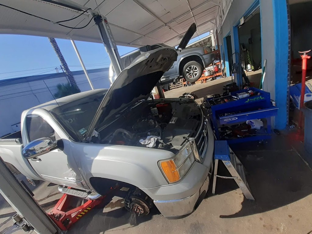 Manuels Auto Repair | 544 W 1st St, Rialto, CA 92376, USA | Phone: (323) 592-5031