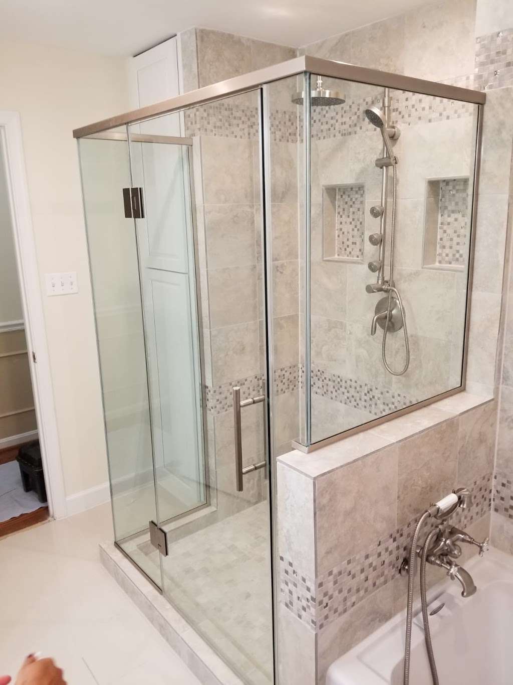 All Glass Installation and Repair | Springfield, VA 22150, USA | Phone: (571) 577-0298