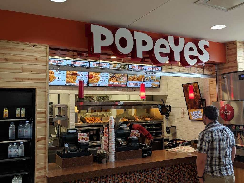 Popeyes Louisiana Kitchen | 13783 W Oasis Service Rd, Mettawa, IL 60045, USA | Phone: (847) 777-4939