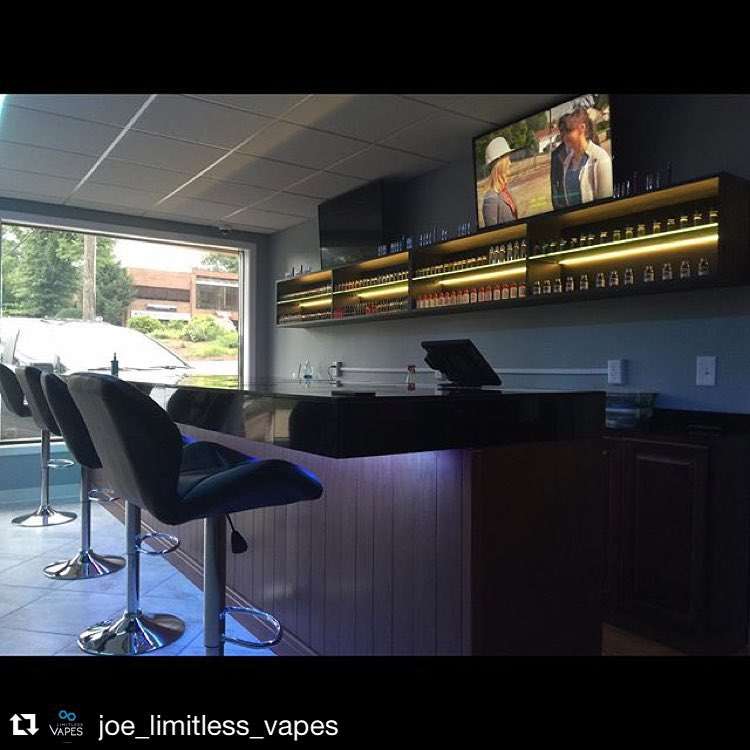 Limitless Vapes | 494 Main St #6, Monroe, CT 06468 | Phone: (203) 900-4267