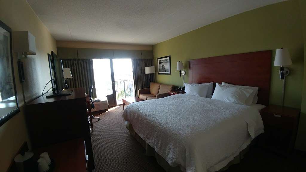 Hampton Inn Chicago/Gurnee | 5550 Grand Ave, Gurnee, IL 60031, USA | Phone: (847) 662-1100