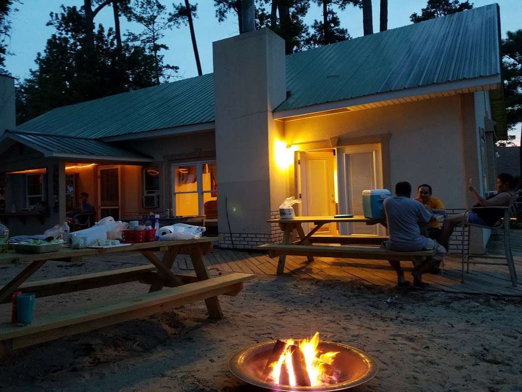 Camp Merryelande Vacation Cottages | 15914 Camp Merryelande Rd, Piney Point, MD 20674 | Phone: (301) 994-1722