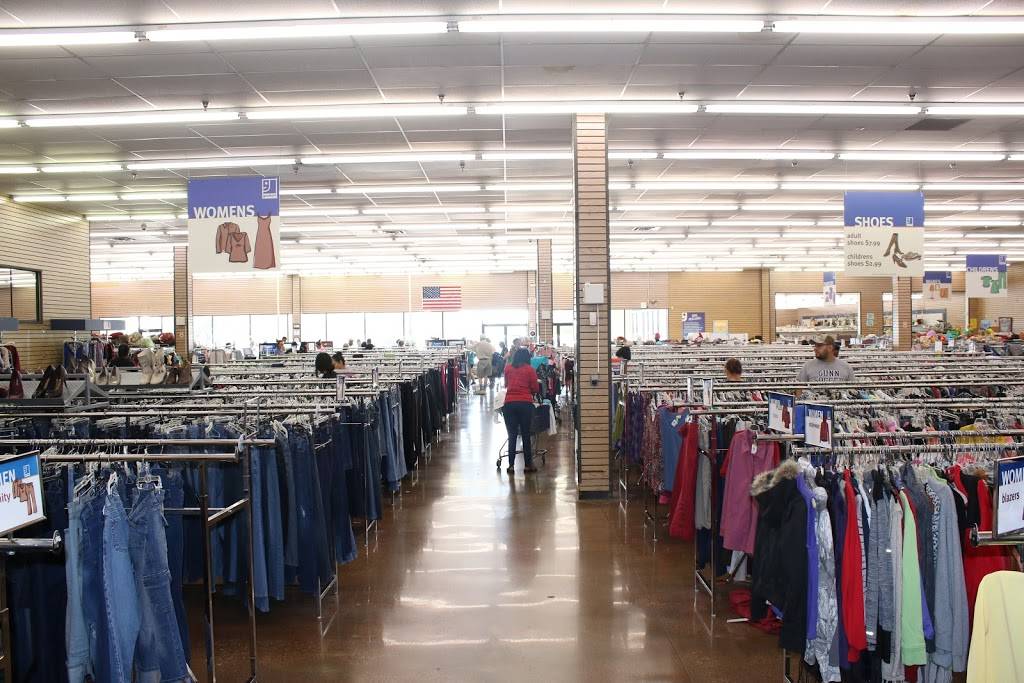 Goodwill Store - Arkansas | 1100 W Arkansas Ln, Arlington, TX 76013, USA | Phone: (817) 459-2688