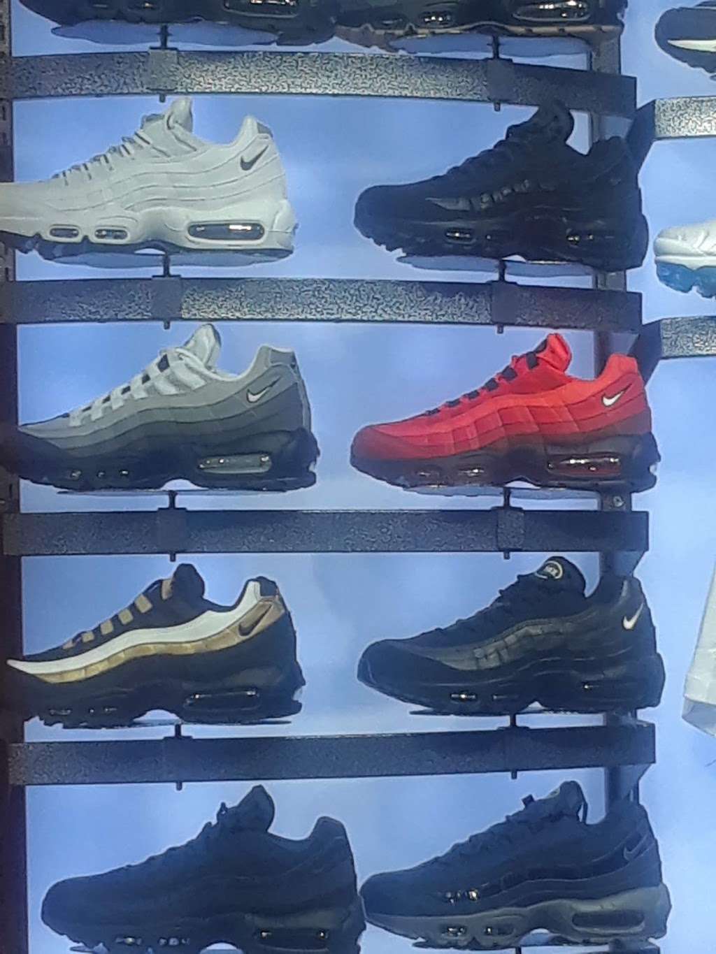 Magic Sneakers of Jersey City | 2831 John F. Kennedy Blvd, Jersey City, NJ 07306, USA | Phone: (201) 333-3326