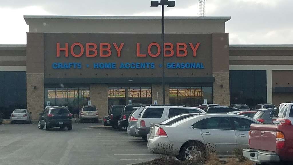Hobby Lobby | 5945 Ikea Way, Merriam, KS 66202, USA | Phone: (913) 722-9886