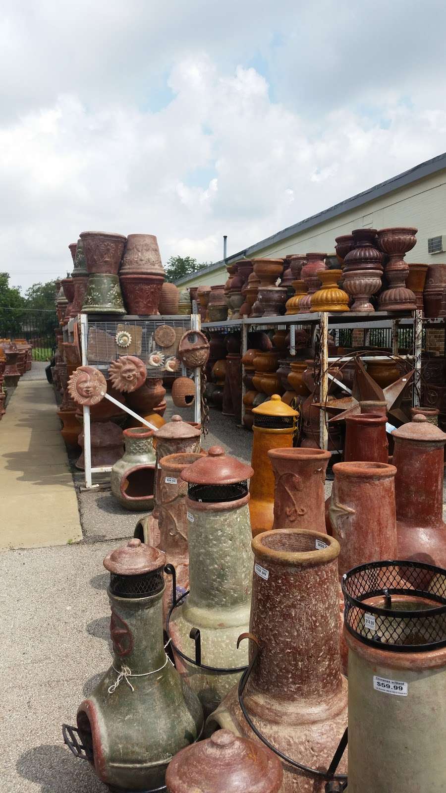 Amigos Pottery Inc | 3525 Interstate Hwy 30, Mesquite, TX 75150, USA | Phone: (469) 789-6666