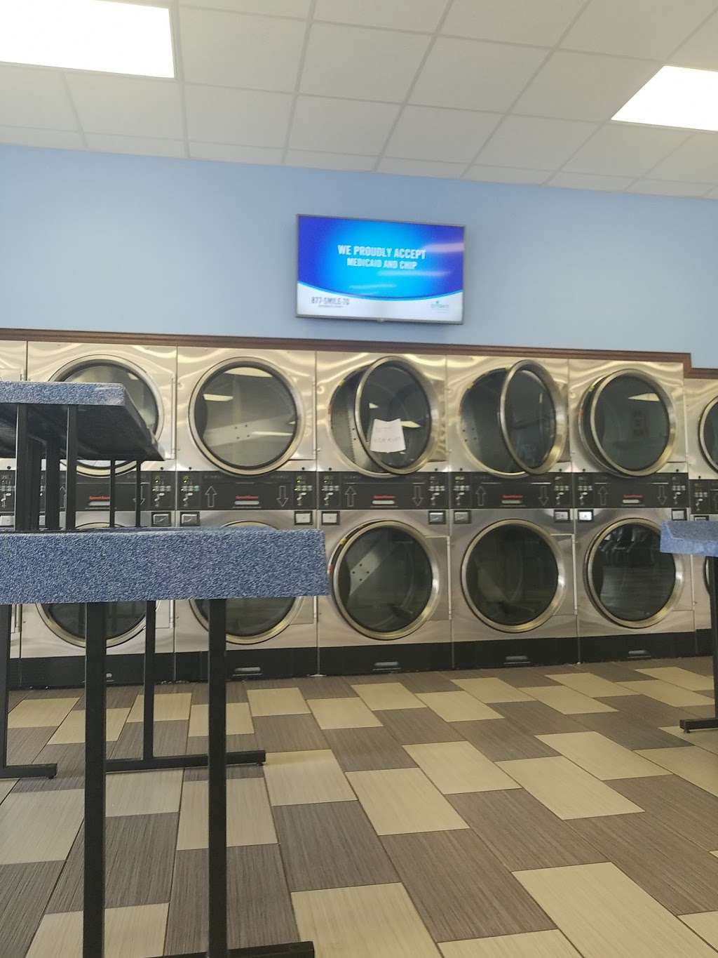 Casa Laundromat Garland | 4301 Saturn Rd, Garland, TX 75041, USA | Phone: (972) 800-4553