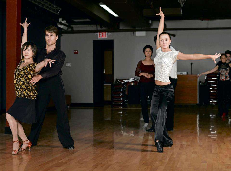 Crea Ballroom Dance Studio | 11 S Wolf Rd, Prospect Heights, IL 60070, USA | Phone: (773) 895-0822