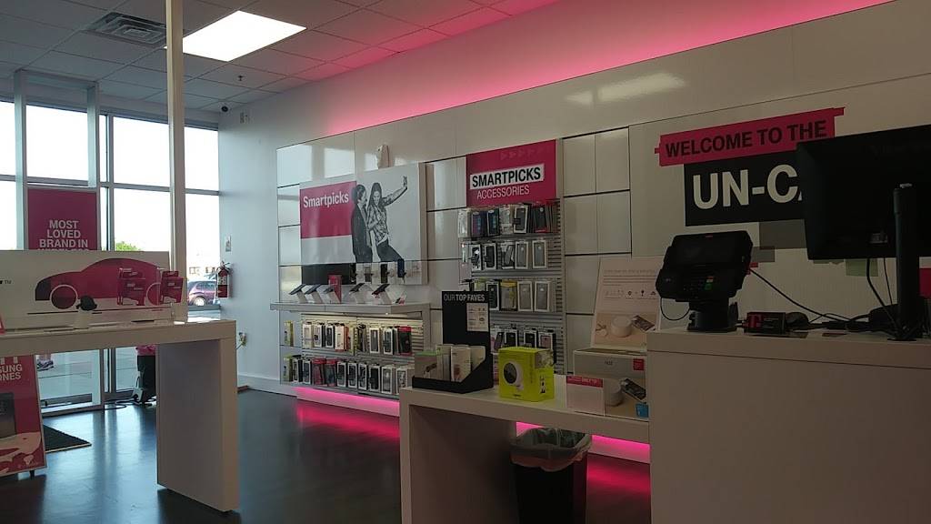 T-Mobile - electronics store  | Photo 1 of 1 | Address: 10025 Lima Rd, Fort Wayne, IN 46818, USA | Phone: (260) 702-0602
