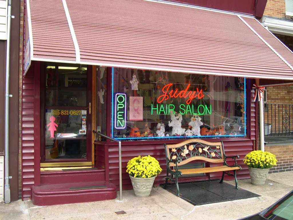Judys Hair & Wig Salon | 2649 Orthodox St, Philadelphia, PA 19137, USA | Phone: (215) 831-0627