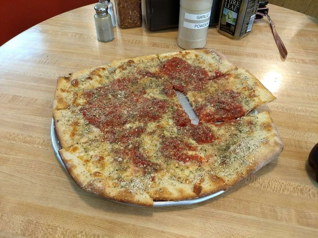 Luigis Famous Pizza | 477 Middle Rd, Hazlet, NJ 07730 | Phone: (732) 787-4669