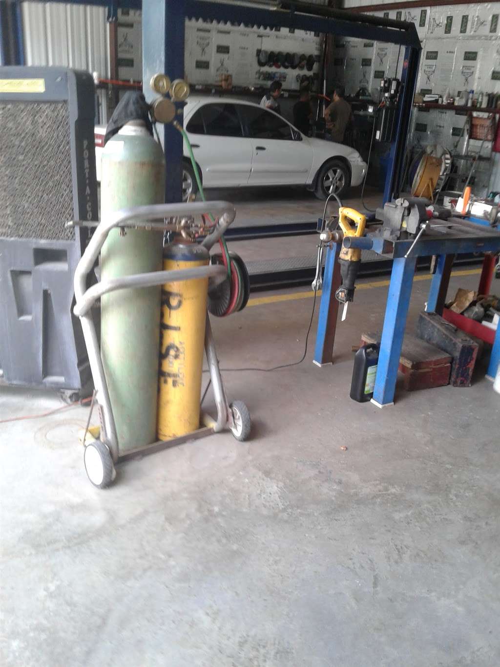 H & A Muffler Shop | 430 Aldine Mail Rte Rd, Houston, TX 77037 | Phone: (281) 260-0077