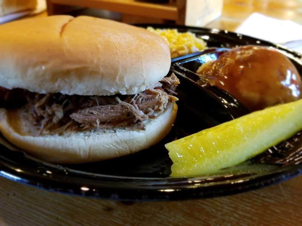 Birds Smokehouse BBQ | 9008 S Walnut St, Daleville, IN 47334, USA | Phone: (765) 378-1900