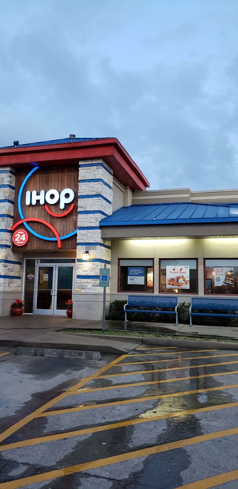 IHOP | 8607 Southwest Fwy, Houston, TX 77074, USA | Phone: (713) 779-4467