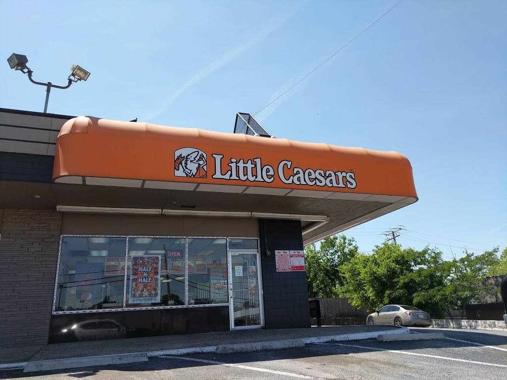 Little Caesars Pizza | 10212 E NW Hwy, Dallas, TX 75238, USA | Phone: (214) 261-6100