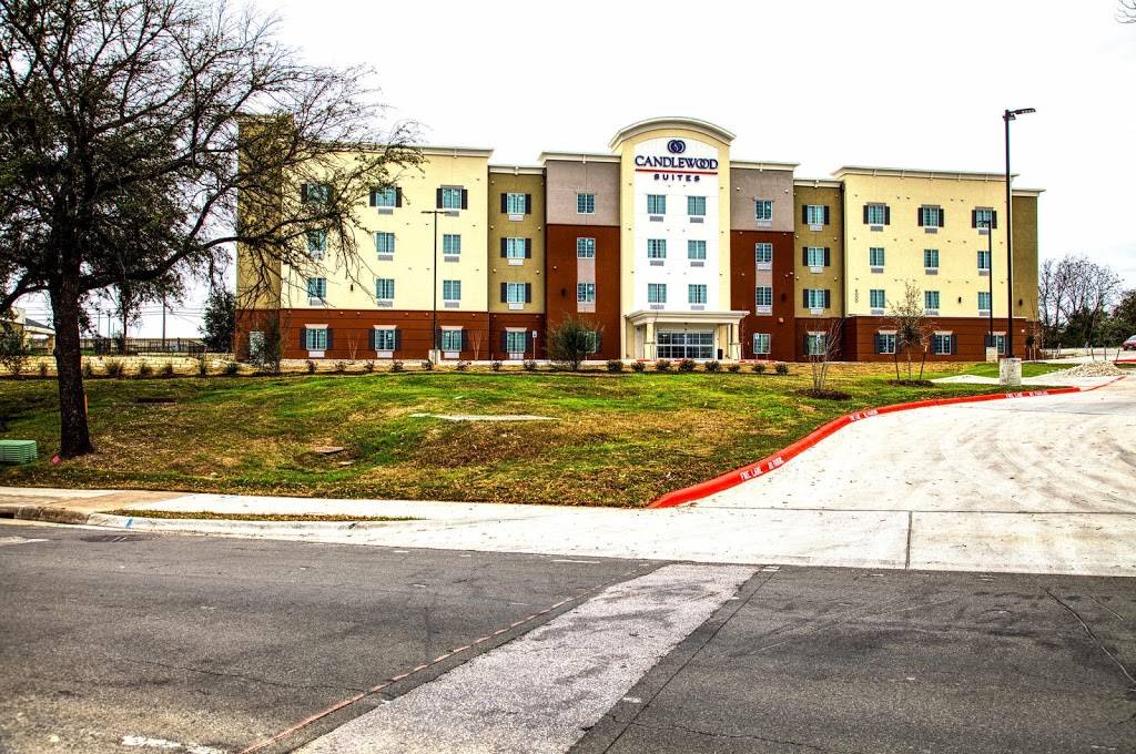 Candlewood Suites Austin North 290 & I-35 | 8000 Cross Park Dr, Austin, TX 78754 | Phone: (512) 436-8099