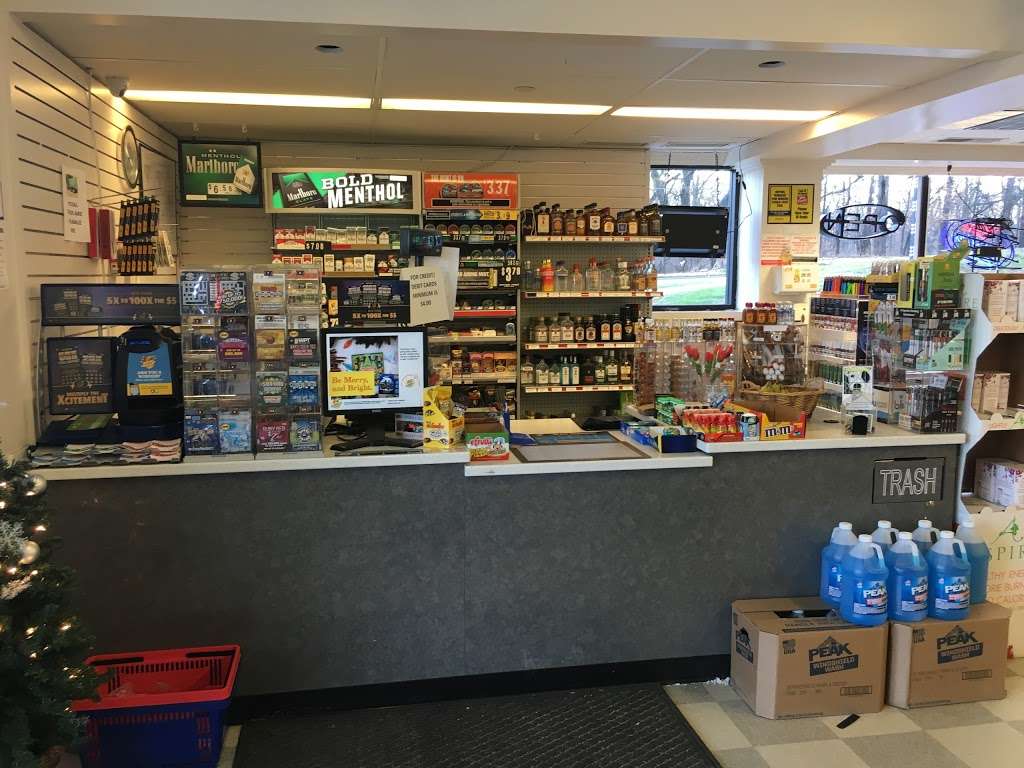 LB Mart | 5075 Shoreline Rd, Lake Barrington, IL 60010, USA | Phone: (224) 655-2252