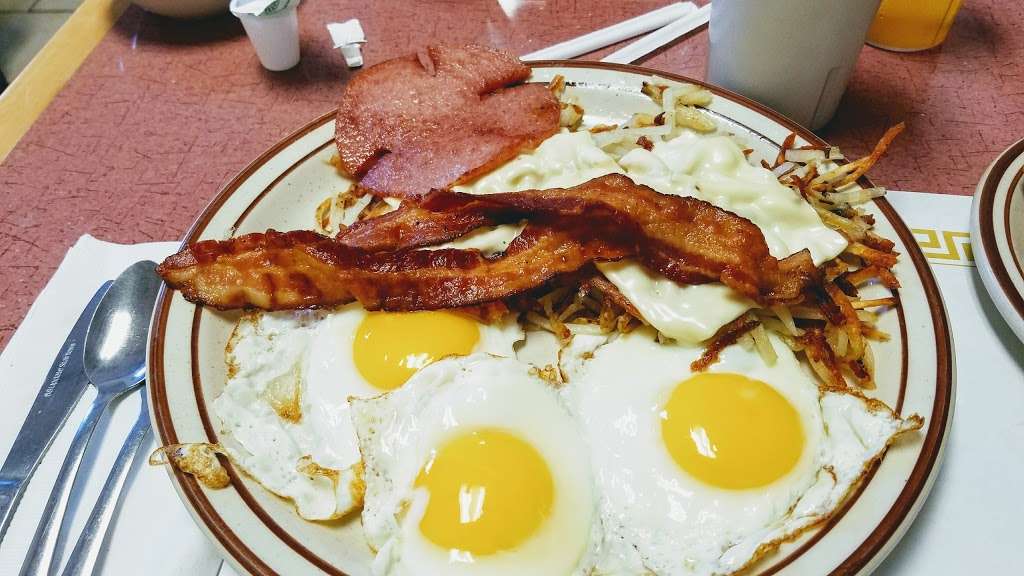 Freeland Diner | 1505 South St, Freeland, PA 18224, USA | Phone: (570) 636-1708