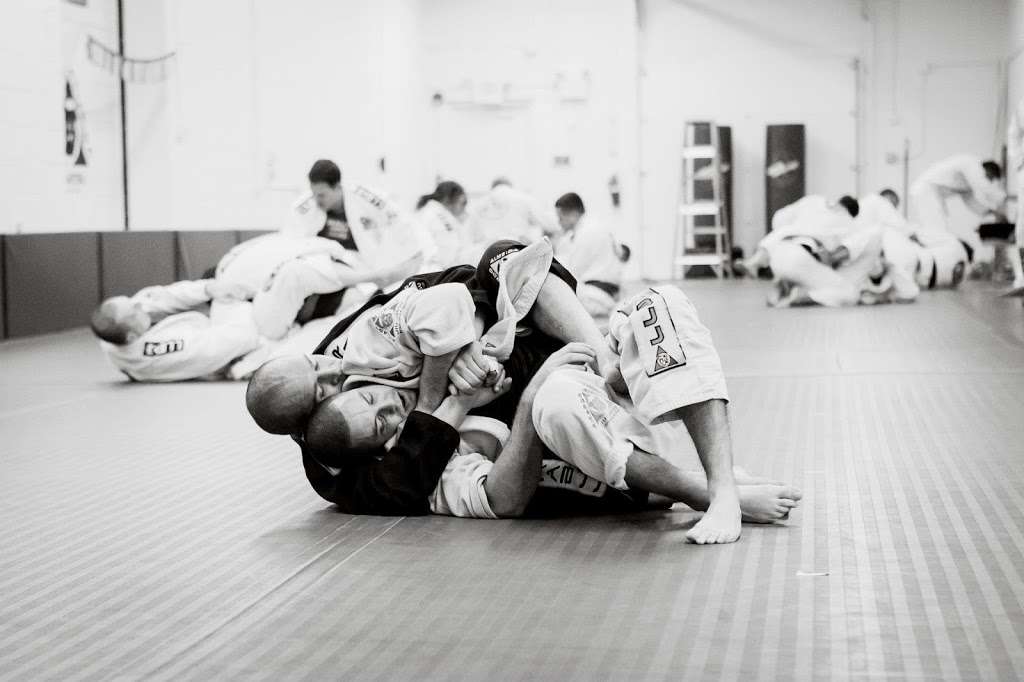 Matakas Jiu Jitsu | 2043 US-130 Suite #14, Burlington, NJ 08016 | Phone: (609) 952-6200