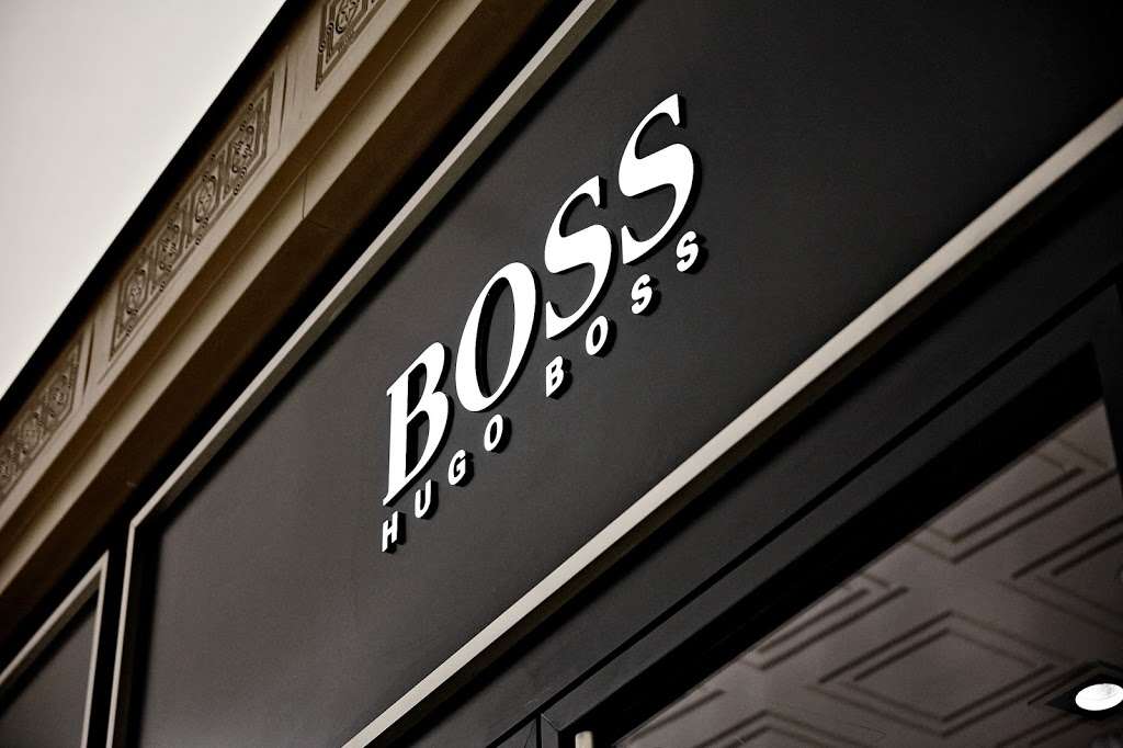 Hugo Boss | Gatwick Airport Gatwick, South Terminal, Buckingham Palace Rd, London, Horley, Gatwick RH6 0NP, UK | Phone: 01293 569328