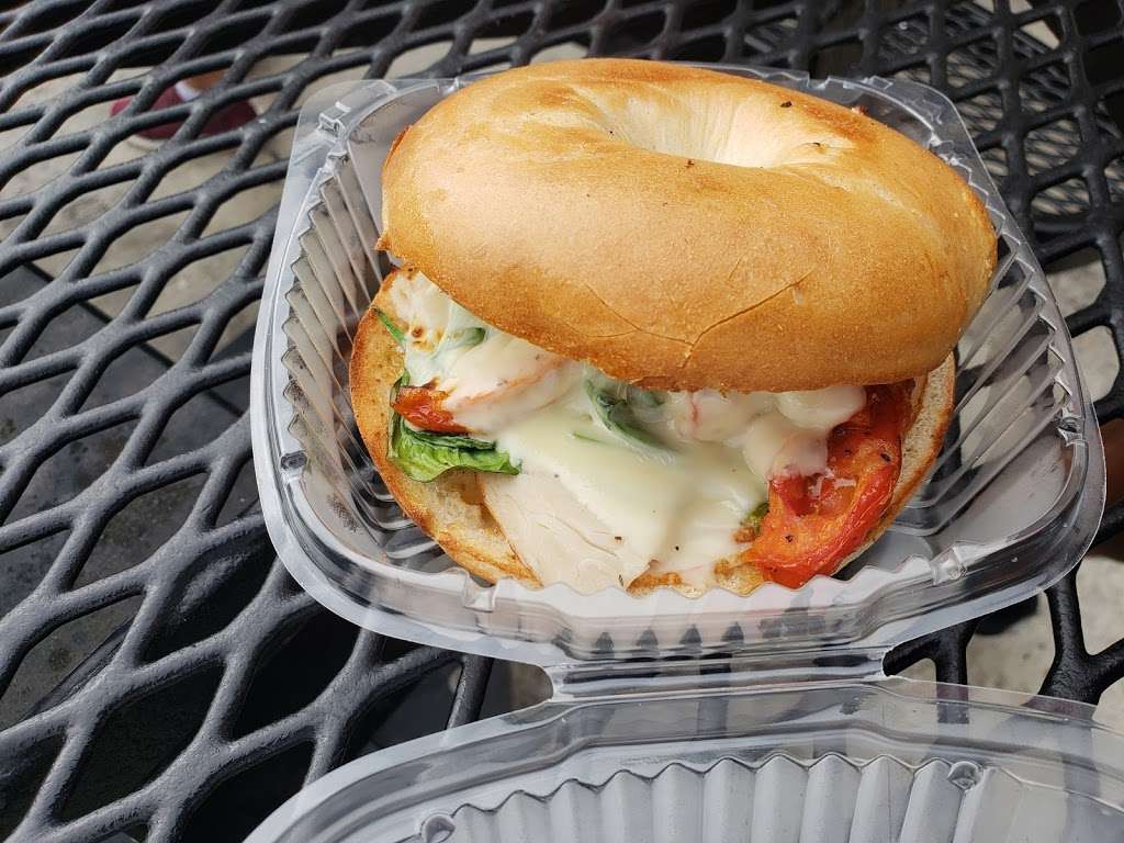 DKs Donuts Of Orange | 3744 E Chapman Ave, Orange, CA 92869, USA | Phone: (714) 633-5858