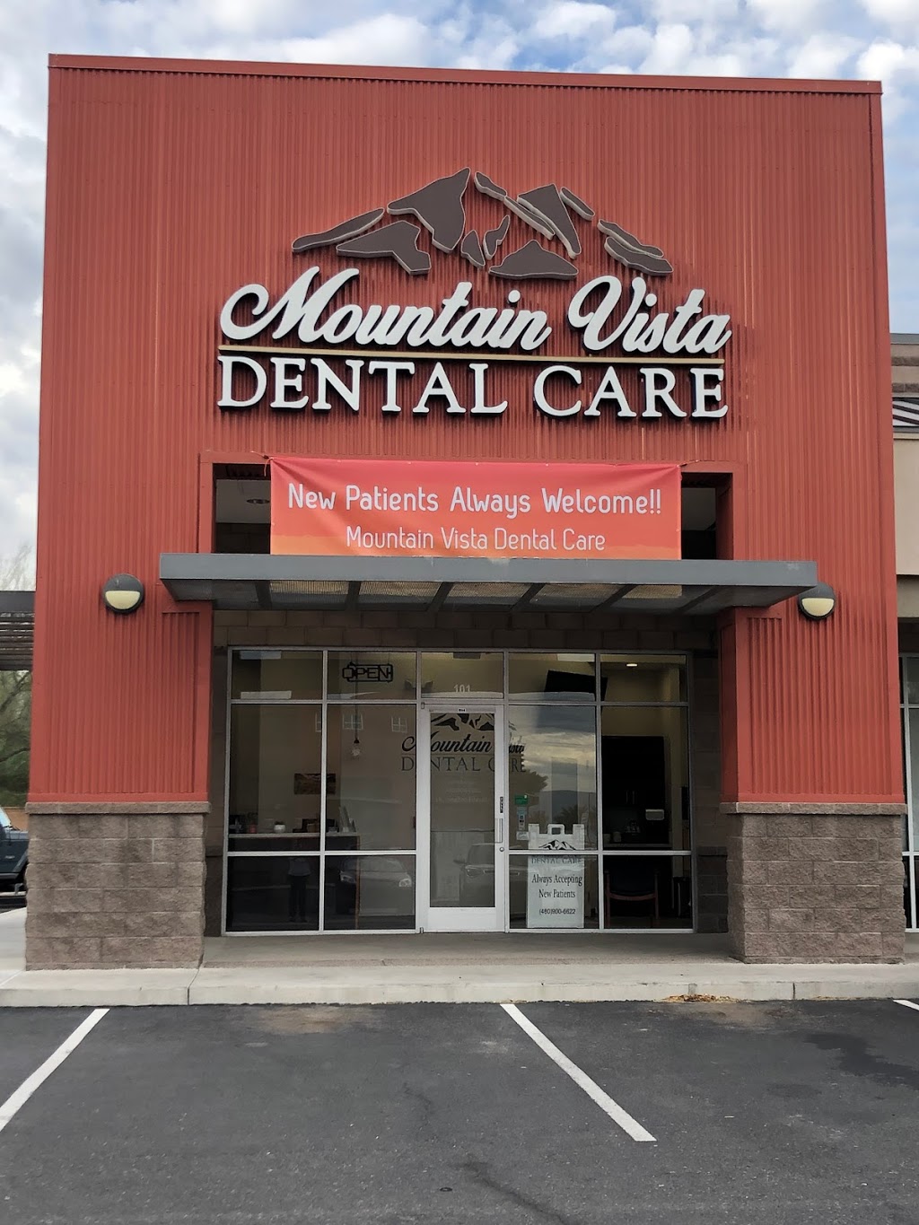 Mountain Vista Dental Care | 3125 W Hunt Hwy #101, San Tan Valley, AZ 85142, USA | Phone: (480) 900-6622