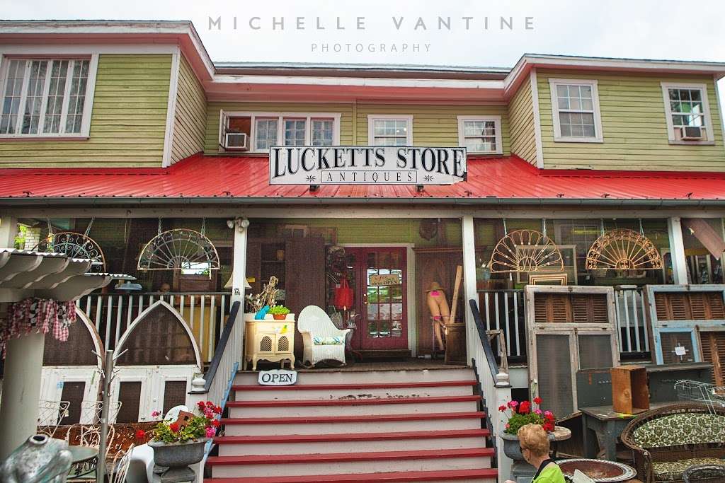 The Old Lucketts Store | 42350 Lucketts Rd, Leesburg, VA 20176 | Phone: (703) 779-0268